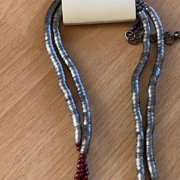 Treska Necklace  - Picture 3 of 5